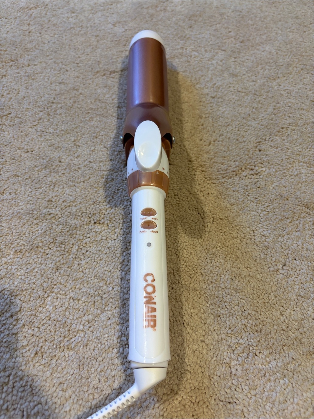 Conair double ceramic curling iron 1 1/2” rose gold soft waves - Picture 2 of 3